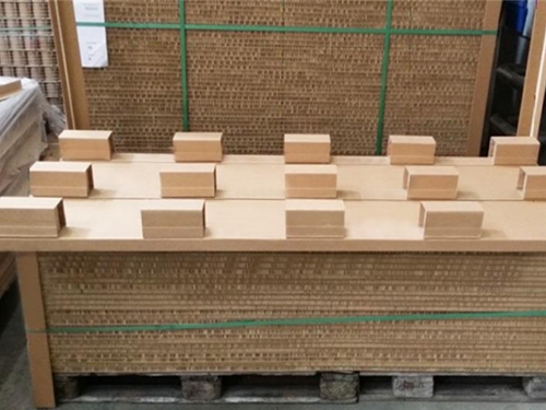 上海紙托(tuo)盤