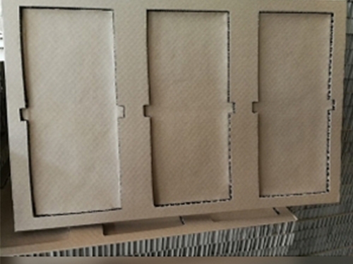 新餘(yu)蜂窩紙箱(xiāng)